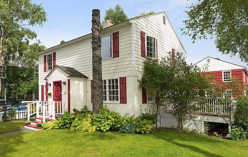 Original CAA house in South Addition asks $515K